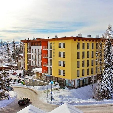 Apartment With Mountain View In Hotel Crocus, Štrbské Pleso 外观 照片