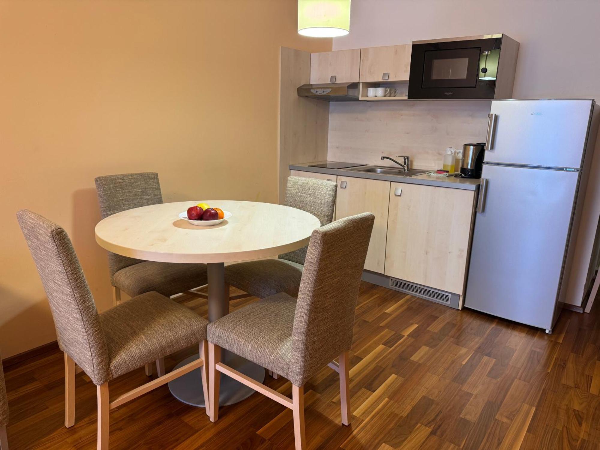Apartment With Mountain View In Hotel Crocus, Štrbské Pleso 外观 照片