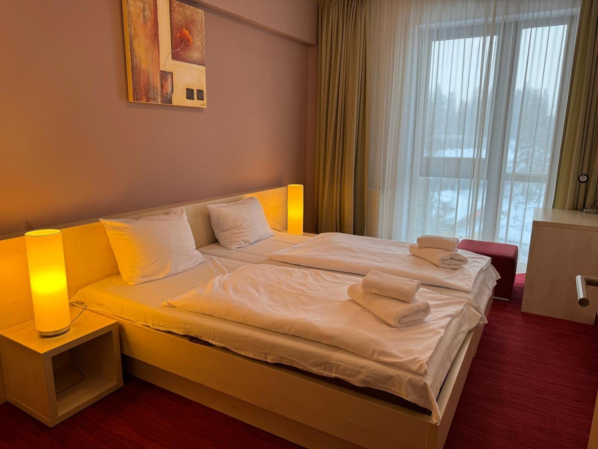 Apartment With Mountain View In Hotel Crocus, Štrbské Pleso 外观 照片
