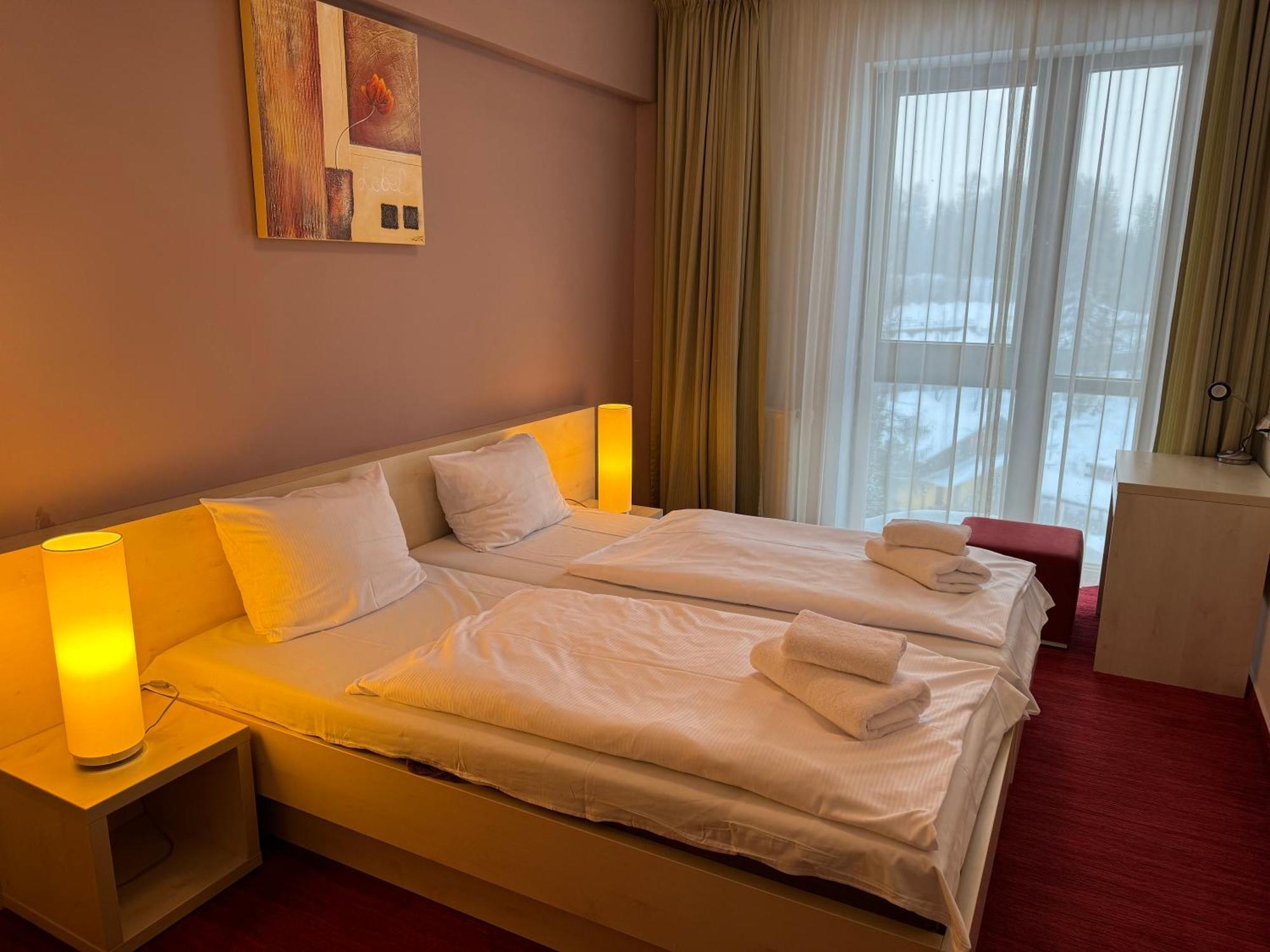 Apartment With Mountain View In Hotel Crocus, Štrbské Pleso 外观 照片